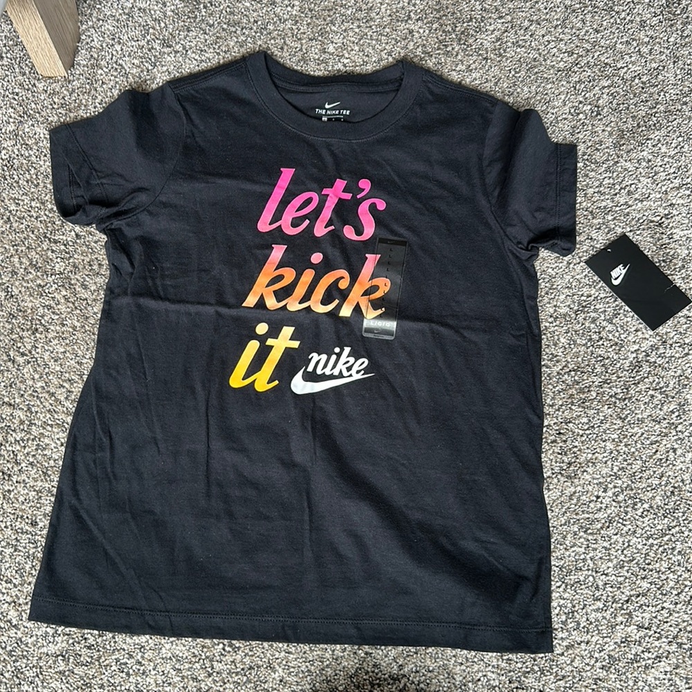 Nike t-shirt